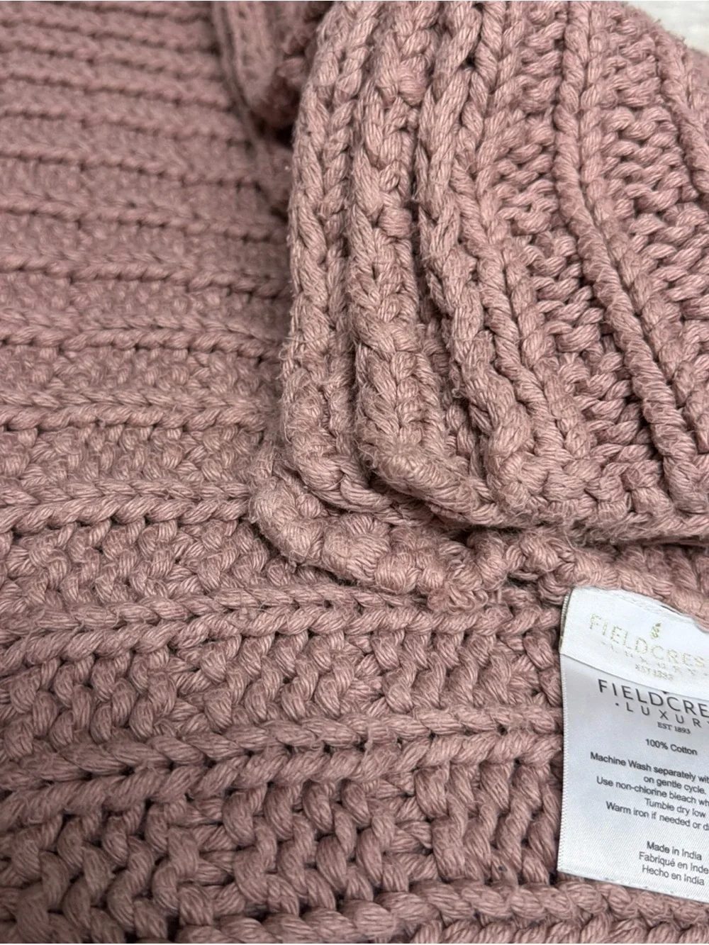 Fieldcrest luxury 100% Cotton handmade 50”x60” Mauve Knit Throw Blanket